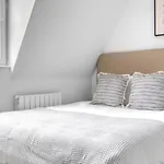 Appartement Meuble, Trois Chambres